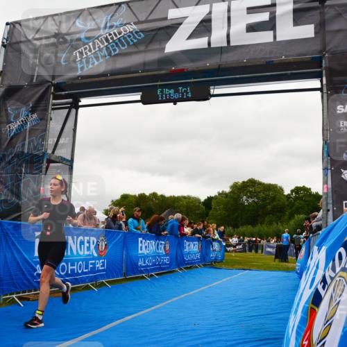 30.08.2026 - Elbe Triathlon Hamburg LAZAROV Photography http://msf.ph/oto/10085401 30.08.2026 11:50:14 Ziel 1415 meine-sportfotos.de