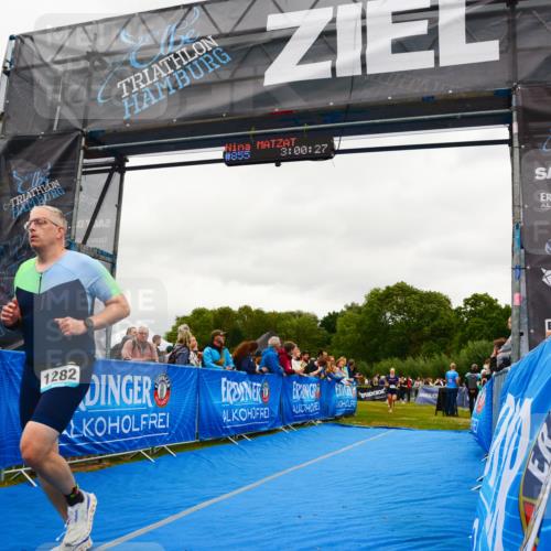 30.08.2026 - Elbe Triathlon Hamburg LAZAROV Photography http://msf.ph/oto/10085443 30.08.2026 11:50:30 Ziel 686, 912, 958, 1282 meine-sportfotos.de