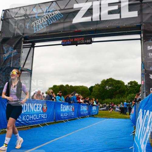30.08.2026 - Elbe Triathlon Hamburg LAZAROV Photography http://msf.ph/oto/10085529 30.08.2026 11:51:10 Ziel 833, 1293 meine-sportfotos.de