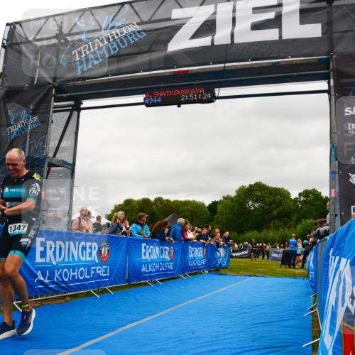 30.08.2026 - Elbe Triathlon Hamburg LAZAROV Photography http://msf.ph/oto/10085572 30.08.2026 11:51:29 Ziel 1347 meine-sportfotos.de