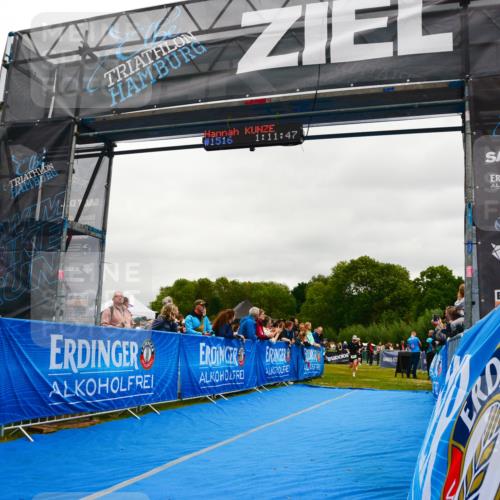 30.08.2026 - Elbe Triathlon Hamburg LAZAROV Photography http://msf.ph/oto/10085596 30.08.2026 11:51:46 Ziel 932, 1332, 1516 meine-sportfotos.de