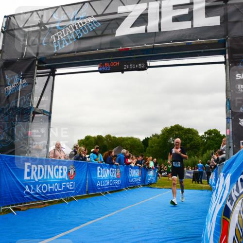 30.08.2026 - Elbe Triathlon Hamburg LAZAROV Photography http://msf.ph/oto/10085608 30.08.2026 11:51:51 Ziel 822, 932, 1262, 1332 meine-sportfotos.de