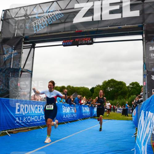 30.08.2026 - Elbe Triathlon Hamburg LAZAROV Photography http://msf.ph/oto/10085640 30.08.2026 11:51:59 Ziel 822, 980, 1262, 1281, 1331, 1455 meine-sportfotos.de