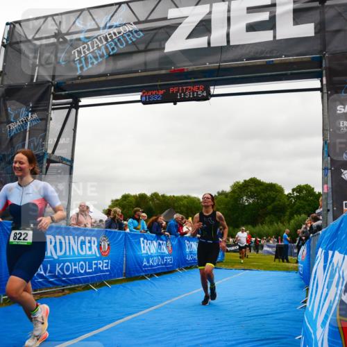 30.08.2026 - Elbe Triathlon Hamburg LAZAROV Photography http://msf.ph/oto/10085646 30.08.2026 11:52:00 Ziel 822, 980, 1262, 1281, 1331, 1455 meine-sportfotos.de
