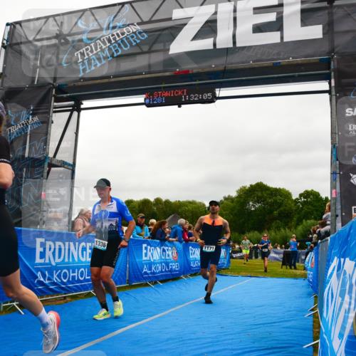 30.08.2026 - Elbe Triathlon Hamburg LAZAROV Photography http://msf.ph/oto/10085682 30.08.2026 11:52:19 Ziel 943, 1128, 1171, 1336, 1578 meine-sportfotos.de