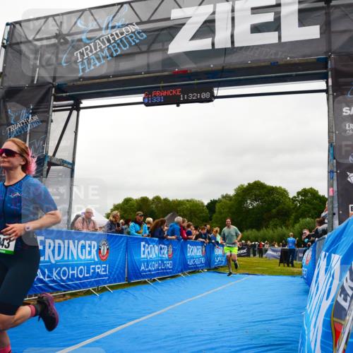 30.08.2026 - Elbe Triathlon Hamburg LAZAROV Photography http://msf.ph/oto/10085709 30.08.2026 11:52:23 Ziel 943, 1128, 1171 meine-sportfotos.de