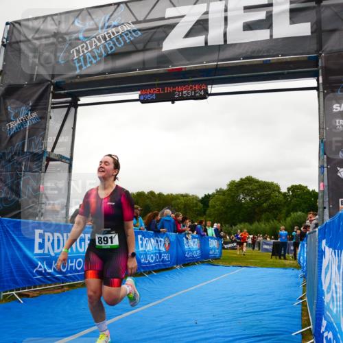 30.08.2026 - Elbe Triathlon Hamburg LAZAROV Photography http://msf.ph/oto/10085823 30.08.2026 11:53:26 Ziel 876, 891, 902, 954 meine-sportfotos.de