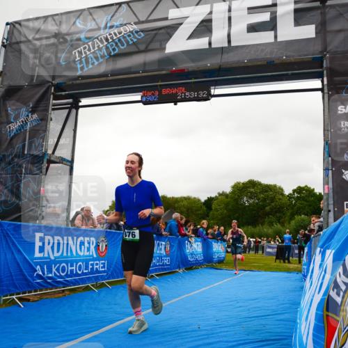 30.08.2026 - Elbe Triathlon Hamburg LAZAROV Photography http://msf.ph/oto/10085857 30.08.2026 11:53:34 Ziel 876, 902, 1426 meine-sportfotos.de