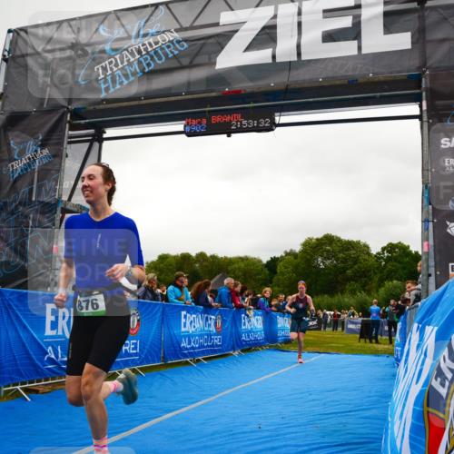 30.08.2026 - Elbe Triathlon Hamburg LAZAROV Photography http://msf.ph/oto/10085863 30.08.2026 11:53:34 Ziel 876, 902, 1426 meine-sportfotos.de