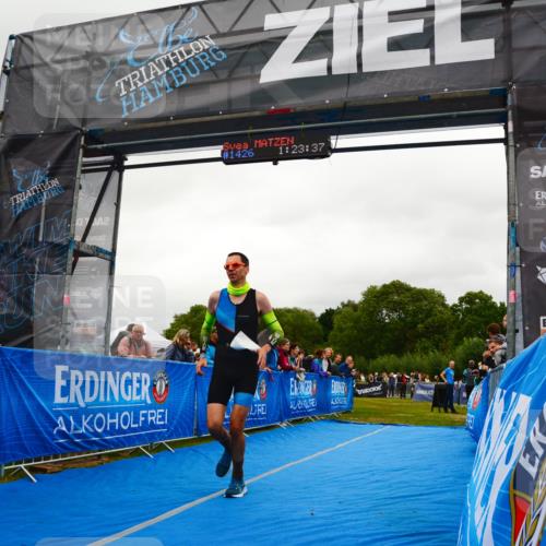 30.08.2026 - Elbe Triathlon Hamburg LAZAROV Photography http://msf.ph/oto/10085881 30.08.2026 11:53:44 Ziel 838, 1291 meine-sportfotos.de
