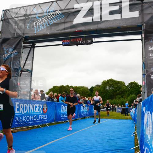 30.08.2026 - Elbe Triathlon Hamburg LAZAROV Photography http://msf.ph/oto/10085937 30.08.2026 11:54:29 Ziel 888, 1350, 1378, 1387 meine-sportfotos.de