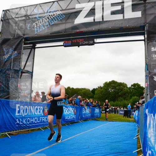 30.08.2026 - Elbe Triathlon Hamburg LAZAROV Photography http://msf.ph/oto/10085951 30.08.2026 11:54:30 Ziel 888, 1350, 1378, 1387 meine-sportfotos.de