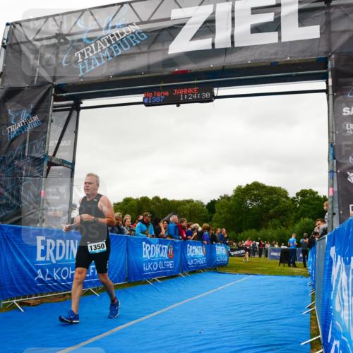 30.08.2026 - Elbe Triathlon Hamburg LAZAROV Photography http://msf.ph/oto/10085957 30.08.2026 11:54:35 Ziel 1350 meine-sportfotos.de