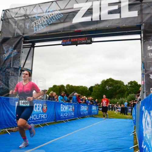 30.08.2026 - Elbe Triathlon Hamburg LAZAROV Photography http://msf.ph/oto/10085970 30.08.2026 11:54:47 Ziel 479, 1400 meine-sportfotos.de