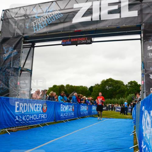 30.08.2026 - Elbe Triathlon Hamburg LAZAROV Photography http://msf.ph/oto/10085976 30.08.2026 11:54:48 Ziel 479, 1393, 1400, 1428 meine-sportfotos.de