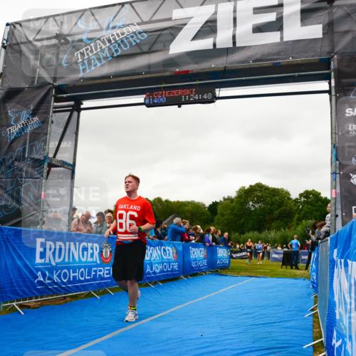 30.08.2026 - Elbe Triathlon Hamburg LAZAROV Photography http://msf.ph/oto/10085980 30.08.2026 11:54:51 Ziel 479, 1393, 1428 meine-sportfotos.de