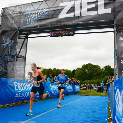 30.08.2026 - Elbe Triathlon Hamburg LAZAROV Photography http://msf.ph/oto/10085993 30.08.2026 11:54:56 Ziel 1393, 1428 meine-sportfotos.de