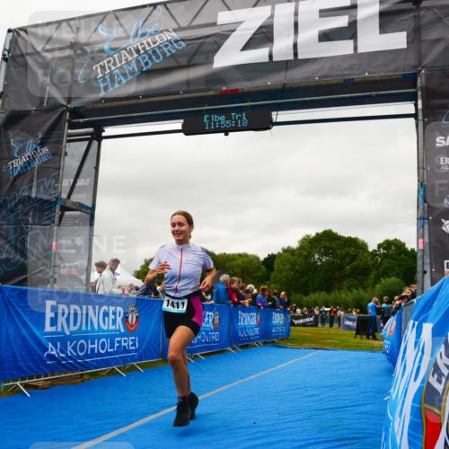 30.08.2026 - Elbe Triathlon Hamburg LAZAROV Photography http://msf.ph/oto/10086008 30.08.2026 11:55:19 Ziel 1411 meine-sportfotos.de