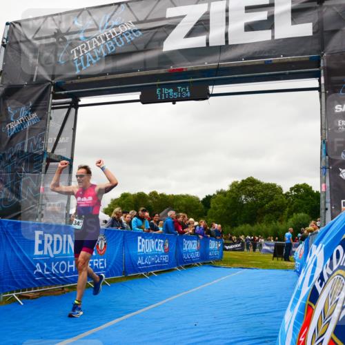 30.08.2026 - Elbe Triathlon Hamburg LAZAROV Photography http://msf.ph/oto/10086018 30.08.2026 11:55:35 Ziel 1343 meine-sportfotos.de