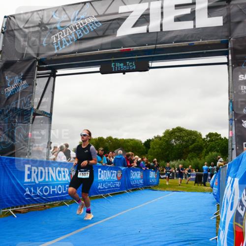 30.08.2026 - Elbe Triathlon Hamburg LAZAROV Photography http://msf.ph/oto/10086041 30.08.2026 11:55:55 Ziel 836, 861, 1376, 1507 meine-sportfotos.de