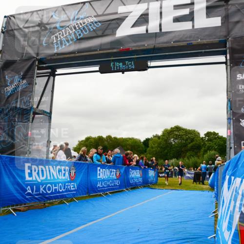 30.08.2026 - Elbe Triathlon Hamburg LAZAROV Photography http://msf.ph/oto/10086049 30.08.2026 11:55:56 Ziel 836, 861, 1376, 1507 meine-sportfotos.de