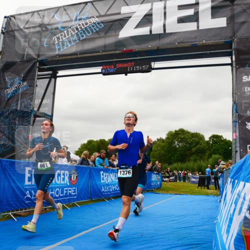 30.08.2026 - Elbe Triathlon Hamburg LAZAROV Photography http://msf.ph/oto/10086057 30.08.2026 11:56:00 Ziel 836, 849, 861, 1376 meine-sportfotos.de