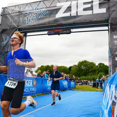 30.08.2026 - Elbe Triathlon Hamburg LAZAROV Photography http://msf.ph/oto/10086063 30.08.2026 11:56:00 Ziel 836, 849, 861, 1376 meine-sportfotos.de