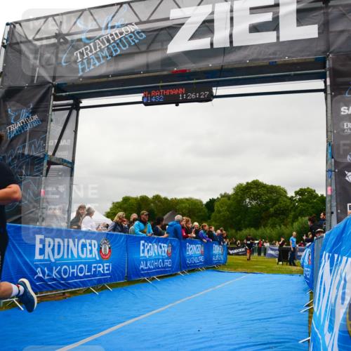 30.08.2026 - Elbe Triathlon Hamburg LAZAROV Photography http://msf.ph/oto/10086100 30.08.2026 11:56:30 Ziel 1174, 1392 meine-sportfotos.de
