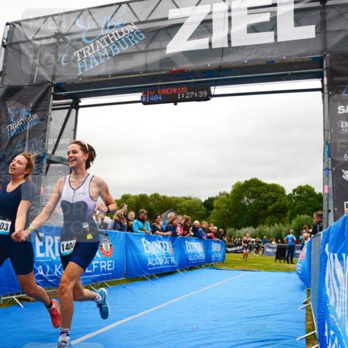 30.08.2026 - Elbe Triathlon Hamburg LAZAROV Photography http://msf.ph/oto/10086124 30.08.2026 11:57:38 Ziel 860, 1403, 1404 meine-sportfotos.de