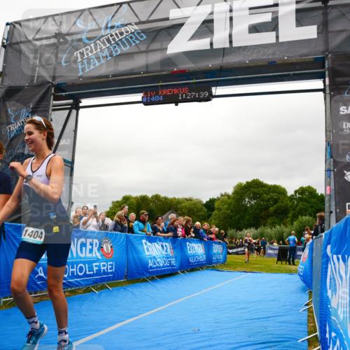 30.08.2026 - Elbe Triathlon Hamburg LAZAROV Photography http://msf.ph/oto/10086125 30.08.2026 11:57:38 Ziel 860, 1403, 1404 meine-sportfotos.de