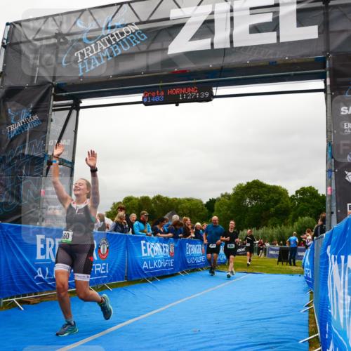 30.08.2026 - Elbe Triathlon Hamburg LAZAROV Photography http://msf.ph/oto/10086130 30.08.2026 11:57:45 Ziel 860, 934, 1304, 1410, 1457 meine-sportfotos.de
