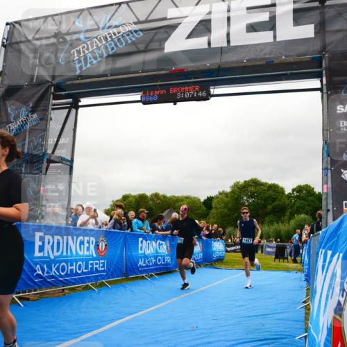 30.08.2026 - Elbe Triathlon Hamburg LAZAROV Photography http://msf.ph/oto/10086140 30.08.2026 11:57:49 Ziel 510, 934, 1304, 1410, 1457 meine-sportfotos.de