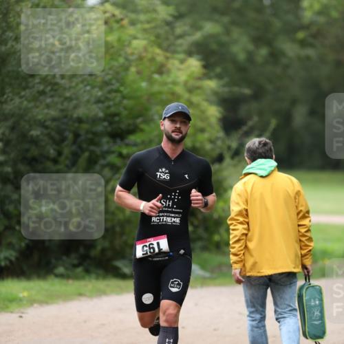 30.08.2026 - Elbe Triathlon Hamburg Antke Förster http://msf.ph/oto/10094599 30.08.2026 09:21:33 Laufen 961 meine-sportfotos.de