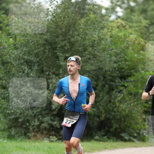 30.08.2026 - Elbe Triathlon Hamburg Antke Förster http://msf.ph/oto/10094615 30.08.2026 09:21:58 Laufen 225 meine-sportfotos.de
