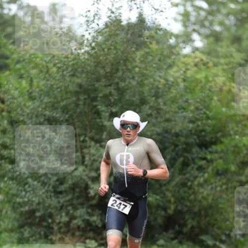 30.08.2026 - Elbe Triathlon Hamburg Antke Förster http://msf.ph/oto/10094655 30.08.2026 09:23:56 Laufen 247 meine-sportfotos.de