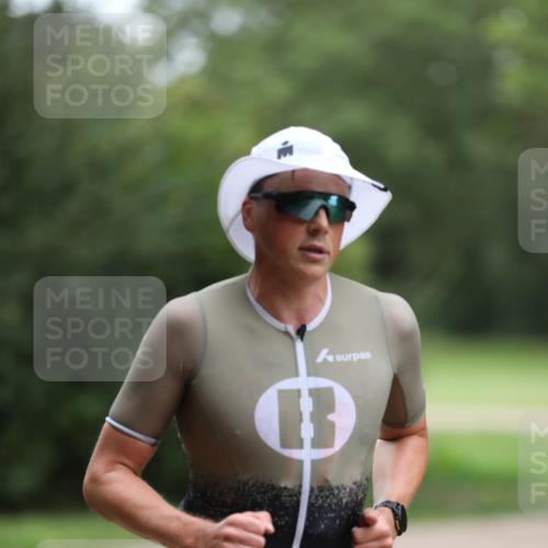 30.08.2026 - Elbe Triathlon Hamburg Antke Förster http://msf.ph/oto/10094661 30.08.2026 09:23:58 Laufen 247 meine-sportfotos.de