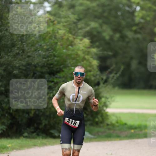 30.08.2026 - Elbe Triathlon Hamburg Antke Förster http://msf.ph/oto/10094663 30.08.2026 09:24:51 Laufen 218 meine-sportfotos.de