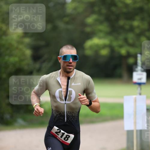 30.08.2026 - Elbe Triathlon Hamburg Antke Förster http://msf.ph/oto/10094667 30.08.2026 09:24:52 Laufen 218 meine-sportfotos.de