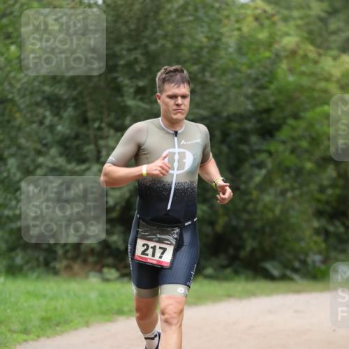 30.08.2026 - Elbe Triathlon Hamburg Antke Förster http://msf.ph/oto/10094671 30.08.2026 09:25:00 Laufen 3, 217 meine-sportfotos.de