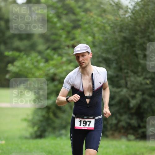 30.08.2026 - Elbe Triathlon Hamburg Antke Förster http://msf.ph/oto/10094713 30.08.2026 09:26:23 Laufen 197, 7 meine-sportfotos.de