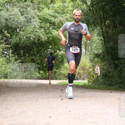 30.08.2026 - Elbe Triathlon Hamburg Antke Förster http://msf.ph/oto/10094724 30.08.2026 09:43:21 Laufen 189 meine-sportfotos.de