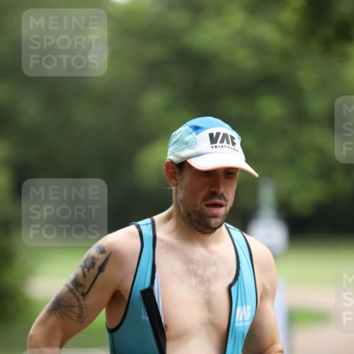 30.08.2026 - Elbe Triathlon Hamburg Antke Förster http://msf.ph/oto/10094727 30.08.2026 09:26:32 Laufen 207 meine-sportfotos.de