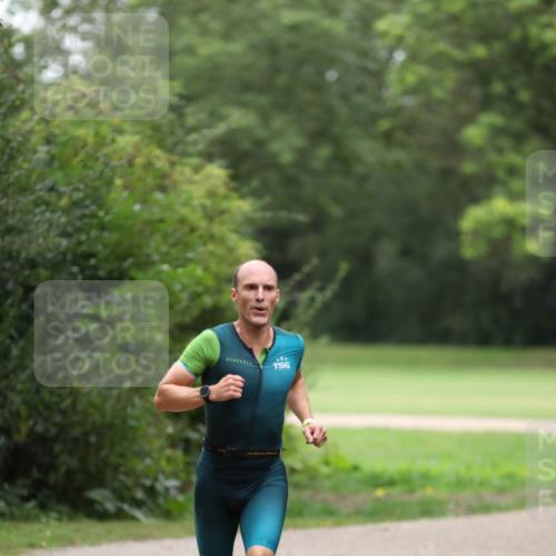 30.08.2026 - Elbe Triathlon Hamburg Antke Förster http://msf.ph/oto/10094755 30.08.2026 09:29:28 Laufen  meine-sportfotos.de
