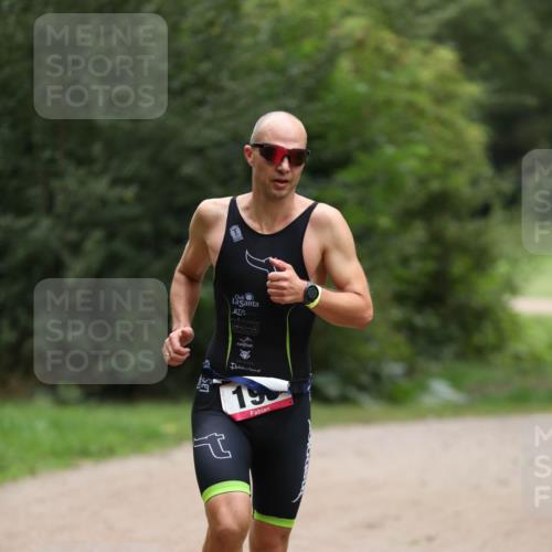 30.08.2026 - Elbe Triathlon Hamburg Antke Förster http://msf.ph/oto/10094769 30.08.2026 09:30:01 Laufen 19 meine-sportfotos.de