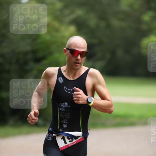30.08.2026 - Elbe Triathlon Hamburg Antke Förster http://msf.ph/oto/10094771 30.08.2026 09:30:02 Laufen 19 meine-sportfotos.de