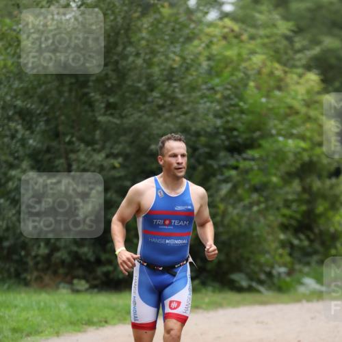 30.08.2026 - Elbe Triathlon Hamburg Antke Förster http://msf.ph/oto/10094777 30.08.2026 09:30:17 Laufen  meine-sportfotos.de