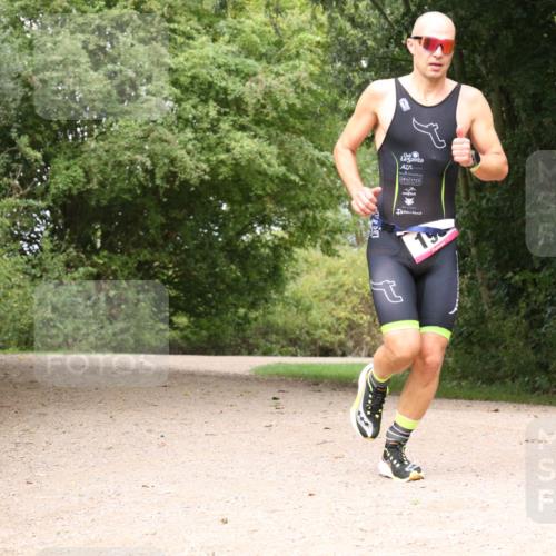 30.08.2026 - Elbe Triathlon Hamburg Antke Förster http://msf.ph/oto/10094804 30.08.2026 09:47:13 Laufen 5, 19 meine-sportfotos.de