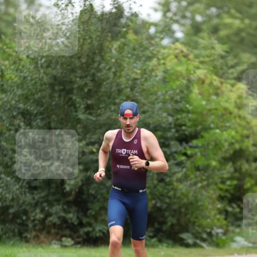 30.08.2026 - Elbe Triathlon Hamburg Antke Förster http://msf.ph/oto/10094821 30.08.2026 09:32:24 Laufen  meine-sportfotos.de