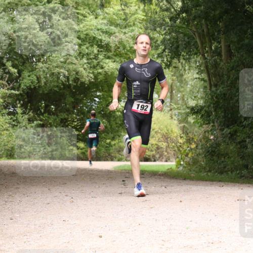 30.08.2026 - Elbe Triathlon Hamburg Antke Förster http://msf.ph/oto/10094850 30.08.2026 09:49:36 Laufen 192 meine-sportfotos.de