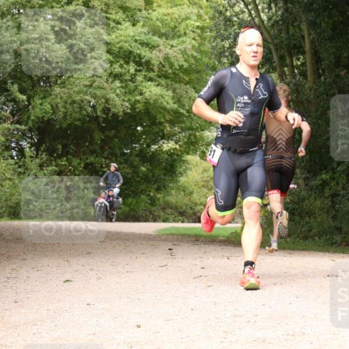 30.08.2026 - Elbe Triathlon Hamburg Antke Förster http://msf.ph/oto/10094894 30.08.2026 09:51:57 Laufen 91 meine-sportfotos.de